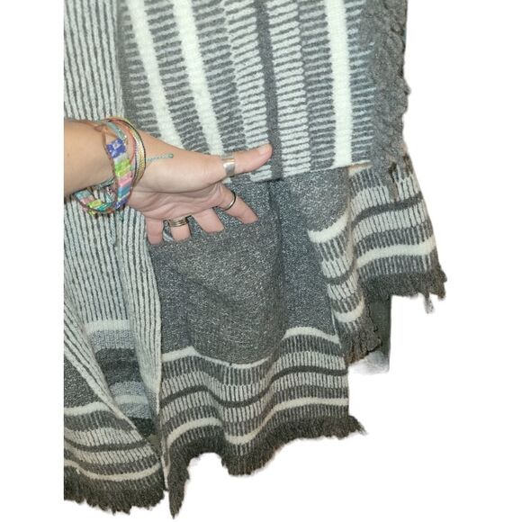 Anthropologie Saturday Sunday Fringe Kimono Cardigan Sweater Gray One Size - Picture 7 of 15